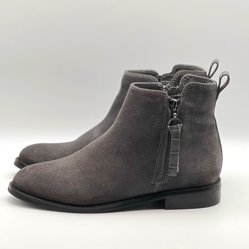 Blondo Loulou Waterproof Suede Ankle Boots 1" Heel Charcoal Grey Women's Size 7W